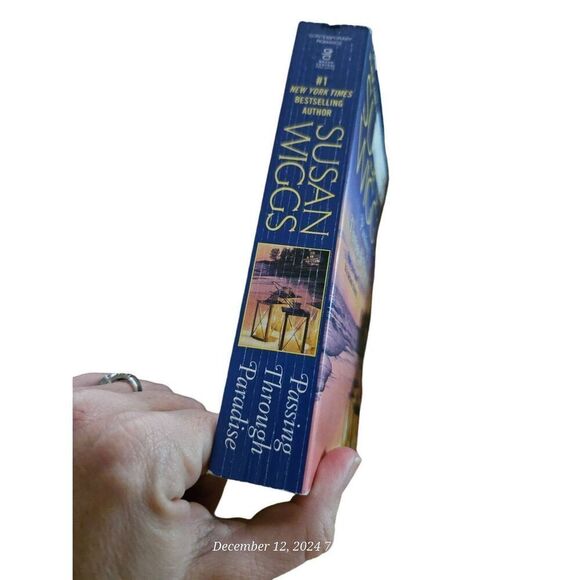Passing through paradise by Susan Wiggs grand central publishing isbn 9781455567 - Picture 2 of 5